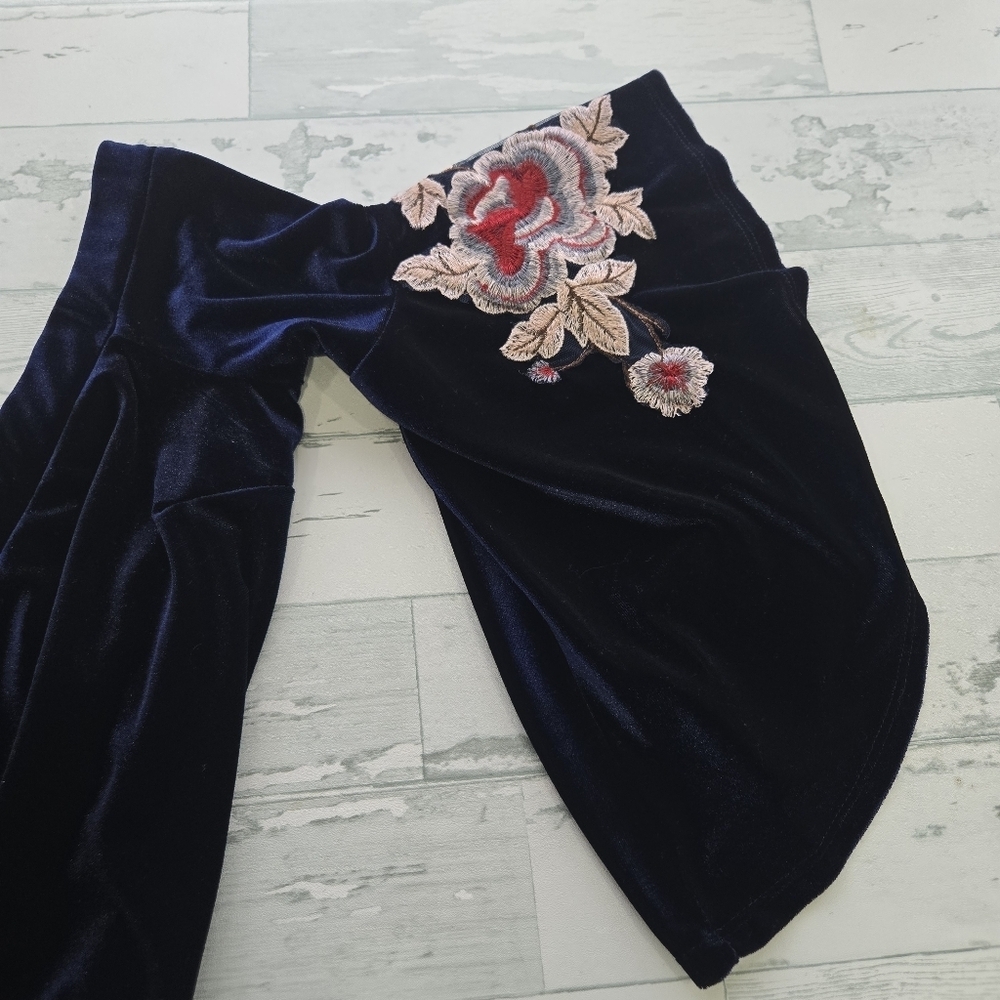 VENUS Navy Velvet Off-The-Shoulder Dress – Size Small - Picture 7 of 10
